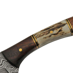 Couteau à Découper en Acier Damas avec Manche en Bois et en Corne et Lame Affûtée pour la Chasse et l'Utilisation en Plein Air, Forgé à la Main - Product Image 2