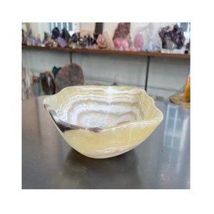 Cuencos de ónix de arte popular hechos a mano tallados irregulares modernos Forma libre Acabado de superficie pulida Cocina Hotel Uso disponible Bajo costo - Product Image 6