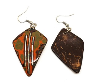 Venta caliente Pendientes de cáscara de coco hechos a mano tallados a mano-Diseño ecológico y único de Vietnam - Product Image 1