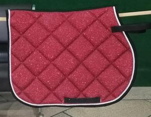 Nuevas almohadillas ligeras y duraderas de seda para silla de montar de doma clásica, forro, precio mayorista, nuevo stock, juego de almohadillas para silla de montar para caballo - Product Image 1