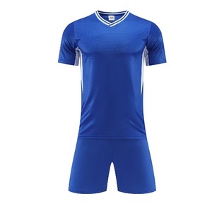 Camiseta de Fútbol de Alto Rendimiento – Conjunto de Fútbol Personalizado Rojo y Verde - Product Image 2