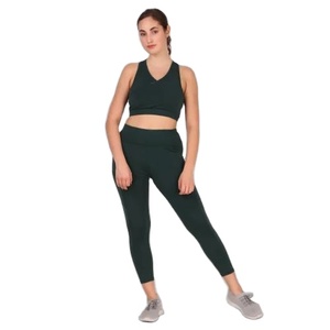 Custom <b>Women</b> 2 Piece Yoga Short Sleeve <b>Crop</b> Top Flared <b>Leggings</b> Running Sportswear Sexy Cycling Yoga Wear Made in Pakistan - Product Image 5