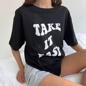 T-shirt tendance pour femme avec imprimé en relief, tee-shirt en coton graphique, design imprimé en relief, léger, confortable, mode, essentiel au quotidien - Product Image 3