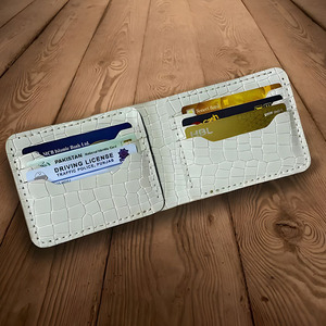Genuine Leather <b>Brown</b> Bifold Handmade <b>Wallet</b> With Handstitching Featuring Exotic Animal Pattern Multi Slots Bill Compartment - Product Image 2
