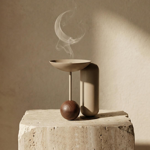 Porte-encens en métal de style arabe avec un plateau élégant, une base sphérique en bois et une tour moderne de haute qualité pour une fragrance sereine à la maison - Product Image 1