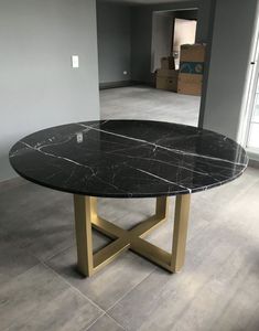 Mesa de centro decorativa con acabado de mármol, mesa de centro con base geométrica, mesa de centro artística, mesa de centro elegante, mesa de centro moderna - Product Image 4