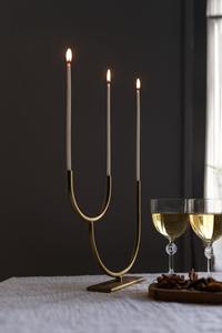 เชิงเทียนโลหะสีทองทันสมัย 3 แขน ทรงตัวยู สไตล์นอร์ดิก สำหรับเทียนแท่ง  ฐานวางเทียนทองเหลืองหรูหรา ของตกแต่งโต๊ะงานแต่งงาน - Product Image 3