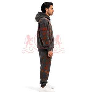 Trajes Deportivos de Chenilla con Bordado de Diseño Moderno, Tela Premium, Corte Relajado - Product Image 4