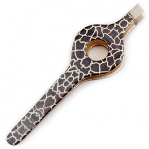 แหนบดึงขนคิ้วแบบแฟนซี ปลายเฉียง ทำจากโลหะเหล็ก ขนาด 4 นิ้ว เคลือบสี - Product Image 2