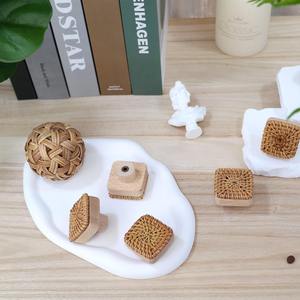 Perillas de ratán natural para armario de cocina, juego de perillas decorativas para armario, manija de puerta de armario - Product Image 3