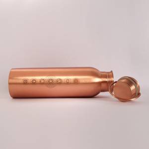 Trendy 2026 Selling Eco-Friendly Portable Customized Classic Pattern <b>Copper</b> <b>Water</b> <b>Bottle</b> For Home Office Takeaway By UO INDIA - Product Image 4