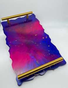 Plateau en résine fait main avec poignées dorées, plateau décoratif pour table basse - Product Image 3