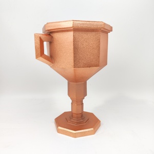 Copa de campeón de bronce nacarado personalizada Premio de acabado rojo-cobre Artesanía de metal Trofeos conmemorativos de <span class=keywords><strong>la</strong></span> victoria atemporal Regalos - Product Image 2