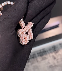 Colgante de oro rosa macizo con diamante de laboratorio ST, micro pavé, corte brillante redondo personalizado, amuleto de lujo unisex para fiestas - Product Image 2