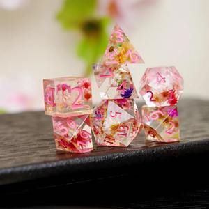 ชุดลูกเต๋าเรซิ่นสั่งทำพิเศษ สีตามสั่ง ลูกเต๋าเรซิ่นหลายเหลี่ยม สำหรับเกมกระดานมืออาชีพ ขายส่งอุปกรณ์เกม ผลิตโดยโรงงาน - Product Image 6