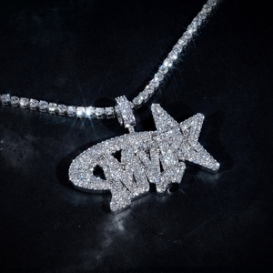 จี้ดาวประดับเพชรโมอิสซาไนต์ VVS แบบ Iced Out เงินแท้ 925 ทรงกลมเจียระไนแบบ Brilliant Cut ตัวเรือนแบบ Channel Setting เครื่องประดับฮิปฮอปสำหรับผู้ชาย - Product Image 3