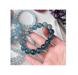 Elegante Brazalete de Resina con Diseño Exclusivo de Mármol en Color, Accesorio de Muñeca con Estilo para Amantes de la Moda Moderna - Product Image 3