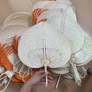 พัดไม้ไผ่ธรรมชาติ – พัดงานแต่งงานทอมือแบบกำหนดเองพร้อมป้ายชื่อ ของชำร่วยงานแต่งงานฤดูร้อน ของตกแต่งงานแต่งงานริมชายหาด และของตกแต่งผนังบ้าน - Product Image 2