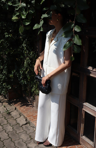 Conjunto de 2 piezas: Chaleco/Gilet sin mangas y Blazer de mujer, blanco, oversize, con cuello de muesca, tejido transpirable, estilo oficina, Vietnam - Product Image 4