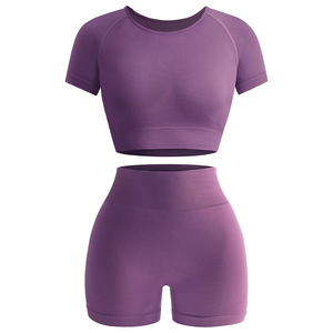 Conjunto Deportivo de 2 Piezas para Mujer, Tejido Crema, Top Corto de Manga Corta, Pantalones Cortos de Cintura Alta, Color Sólido, Transpirable, Primavera Verano - Product Image 6