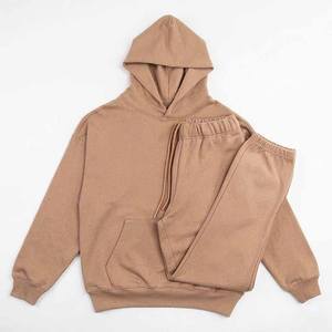 Conjunto Deportivo de Dos Piezas para Hombre, Mezcla de Algodón y Poliéster, Traje para Correr con Costuras Reforzadas, Color Negro Obsidiana - Product Image 3