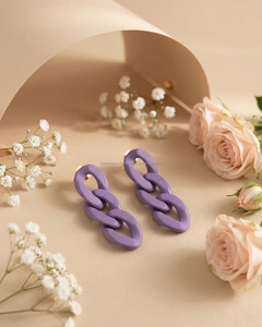 Pendientes de Resina Pulida Hechos a Mano de Blatant Exports para Mujeres y Niñas, Joyería de Moda para Bodas de Uttar Pradesh - Product Image 5