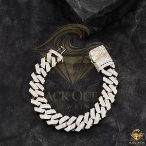 สร้อยข้อมือคิวบันลิงค์ประดับเพชรโมอิสซาไนต์ทรงกลมขนาด 18 มม. สวยงาม ทันสมัย หรูหรา จาก Black Ocean Jewels ผลิตตามสั่งจากอินเดีย มีจำหน่ายแล้ว - Product Image 1