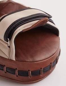 Custom Made Boxing Focus Pad Wholesale Price Genuine Leather Boxing Mitts Durable <b>Comfortable</b> Focus Pad AS-FP-47 - Product Image 6