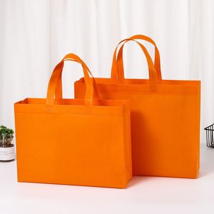 Sac de shopping en PP non tissé de haute qualité, fabriqué en usine au Vietnam, pour l'emballage des courses, des produits alimentaires et des chaussures. - Product Image 3