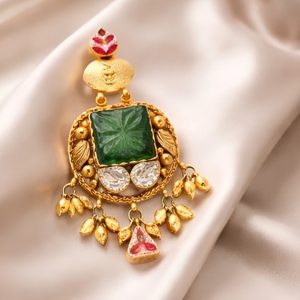 Traditional Indian Gold Necklace Set with Green Emerald Pink <b>Stones</b> and Matching Earrings Bridal Ethnic Temple Jewelry - Product Image 3