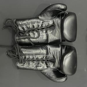 Guantes de Boxeo Personalizados de Marca OEM, Cuero Vacuno, Profesionales para Entrenamiento, Sparring, Muay Thai, MMA, Kickboxing, Precio de Fábrica al por Mayor - Product Image 4