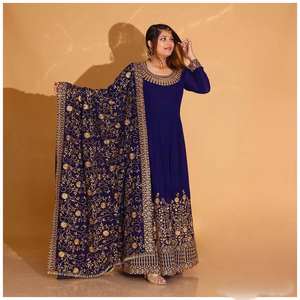 Magnifique robe traditionnelle musulmane et dupatta avec broderie, travail de séquence, bordure en dentelle - Product Image 1