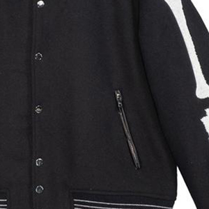 Chaqueta Varsity Negra Transpirable y Ligera, Manga Larga, Cierre de Botones, Cuello Alto, Ropa Exterior para Mujer, Otoño, Chinille - Product Image 3