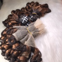 Grade 12A Brésilien Cheveux Raides Tissage Bundles Machine Double Trame Océan Vague Danse Curly Extensions pour Femmes en Gros