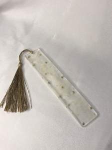 Luxury Handmade Epoxy Resin Floral <b>Bookmark</b> Transparent Book Marker <b>Gift</b> for Students Readers and Office Use - Product Image 2