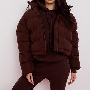 Veste matelassée noire de haute qualité avec logo personnalisé OEM, veste matelassée pour homme, veste matelassée d'hiver pour femme, veste matelassée qui garde au chaud - Product Image 4