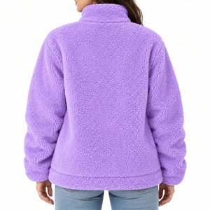 Giacca in Pile Sherpa per Donna, Morbida con Zip Integrale, Casual per Esterni, Design Moderno, Comfort Facile, Ideale per Climi Freddi - Product Image 2
