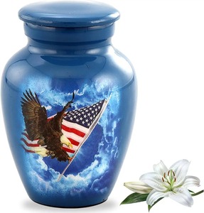 Charme en forme d'aile d'ange bleue et urne commémorative personnalisée pour cendres d'adultes, avec couvercle, pour cendres humaines. - Product Image 4
