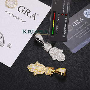 Pendentif main Hamsa Hip Hop en argent 925 avec couronne en moissanite, plaqué or 18 carats et rhodium, unisexe, cadeau de luxe - Product Image 6