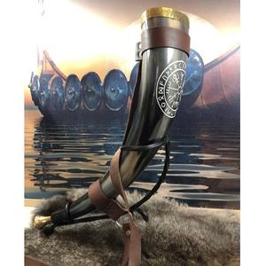 Cuerno de Buey Natural Ecológico para Beber, Estilo Vikingo con Diseño Religioso/Animal y Soporte de Cuero - Product Image 3
