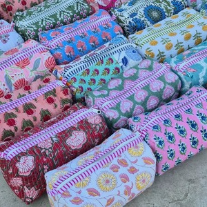 Lovely Floral Print Cosmetic Bag Zipper Closure Portable Medium Size Textile <b>Makeup</b> Case for Travel Accessory Toiletry Bag - Product Image 5