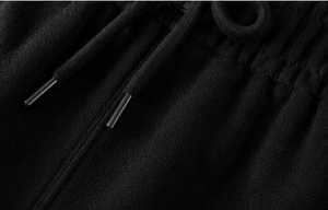 Shorts Bermuda Noirs pour Hommes, Taille Mi-Haute, Cordon de Serrage, Coton Brodé Palmiers, Style Décontracté - Product Image 2