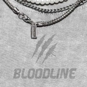 Camiseta de Manga Corta Gris para Hombre Bloodline con Diseño de Huella de Garra, Cuello Redondo, Corte Regular Informal, 100% Algodón Jersey Transpirable - Product Image 1