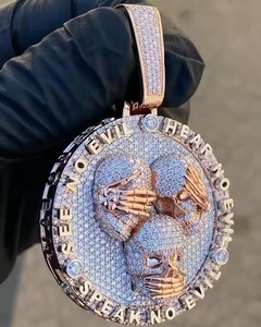 Pendentif unisexe plaqué or rose avec accents ronds inspirés du diamant, bijoux tendance hip-hop pour tous les jours et les soirées - Product Image 4