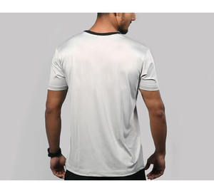 T-shirt en coton 100% tricoté surdimensionné à coupe personnalisée avec logo imprimé par transfert thermique pour hommes - Product Image 2