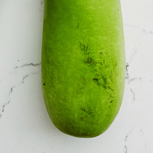 Courge en bouteille saine et fraîche pour la distribution en gros, idéale pour la cuisine, les soupes, les currys, les jus et les repas quotidiens - Product Image 4