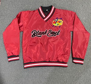 Chaqueta Cortavientos Roja de Nailon con Cuello en V para Hombre, Ligera, Estilo Urbano, con Logotipo Personalizado, Sudadera con Forro de Malla - Product Image 2