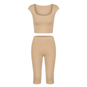 Ensemble deux pièces côtelé pour femme : Crop top à col carré et pantalon trois-quarts taille haute – Tenue décontractée et respirante pour l'été - Product Image 5