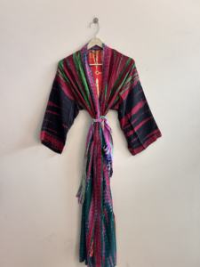 Robe kimono en soie d'été pour femme, peignoir de plage, kimono de luxe fait main - Product Image 4