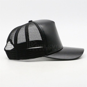 Casquette Trucker Effet Cuir avec Dos en Maille Réglable, Chapeau Snapback Personnalisable, Casquette Décontractée Streetwear - Product Image 6